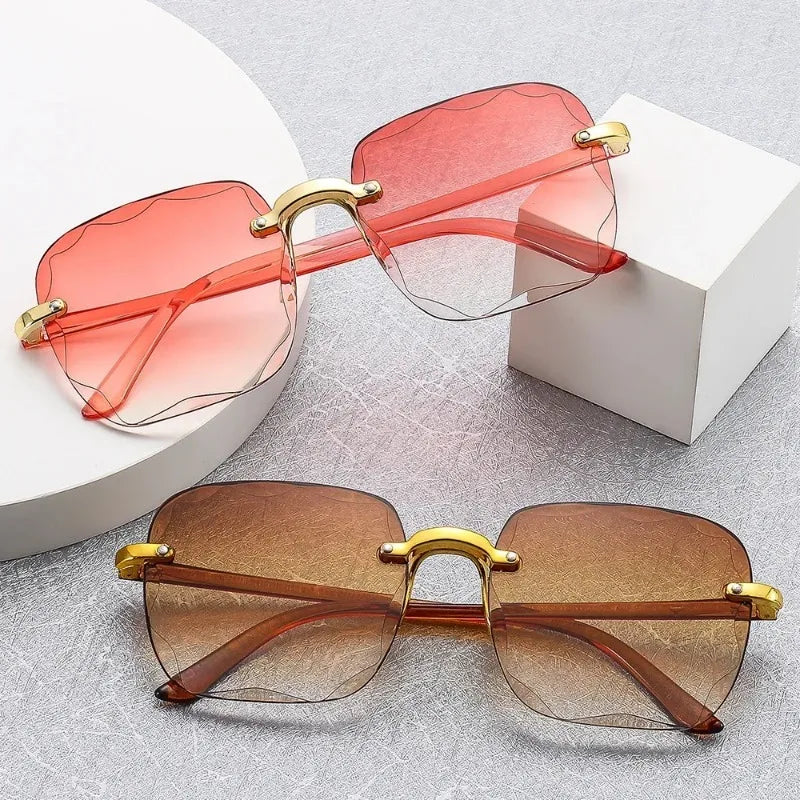 Óculos de sol sem moldura para mulheres, viseiras transparentes, lentes multicoloridas, moda verão, novo, UV400